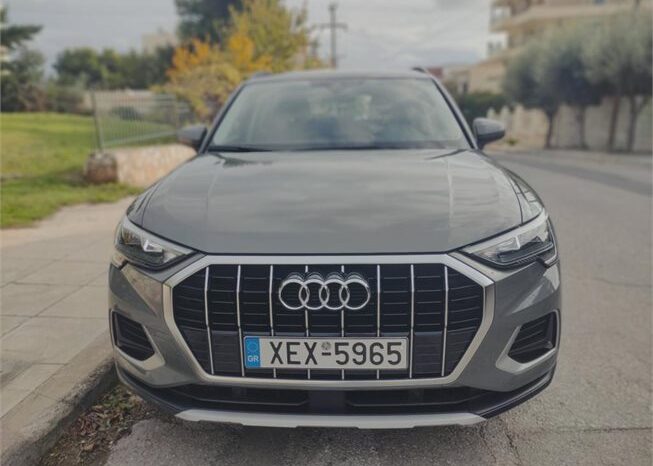 Audi Q3 2022 full