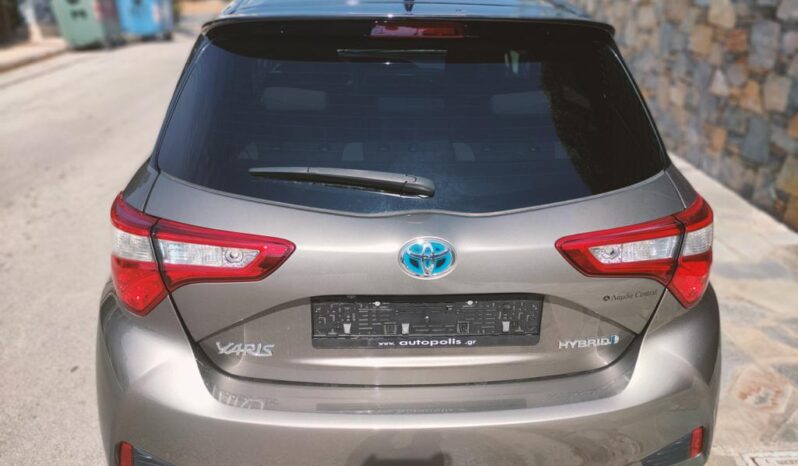 TOYOTA YARIS HYBRID BI-TONE full