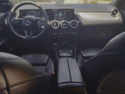 MERCEDES GLA 200 AUTOMATIC full