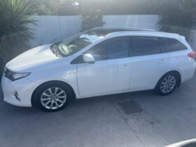 TOYOTA AURIS HYBRID AUTOMATIC