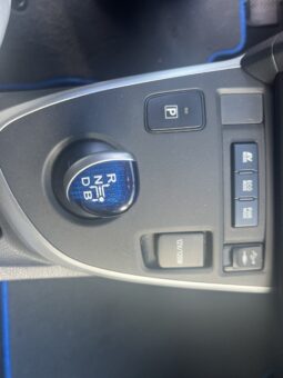 TOYOTA AURIS HYBRID AUTOMATIC full