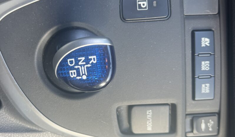 TOYOTA AURIS HYBRID AUTOMATIC full