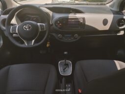 TOYOTA YARIS HYBRID AUTOMATIC full