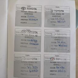 TOYOTA YARIS HYBRID AUTOMATIC full