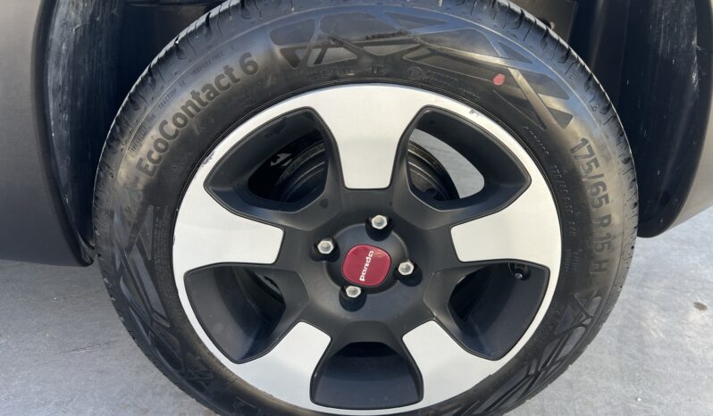 FIAT PANDA CROSS HYBRID full