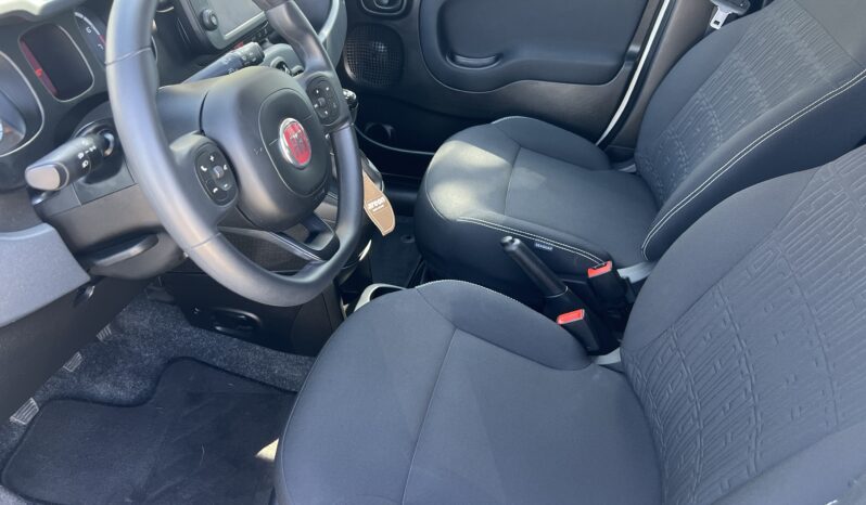 FIAT PANDA CROSS HYBRID full