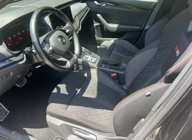 SKODA OCTAVIA VRS 245HP full