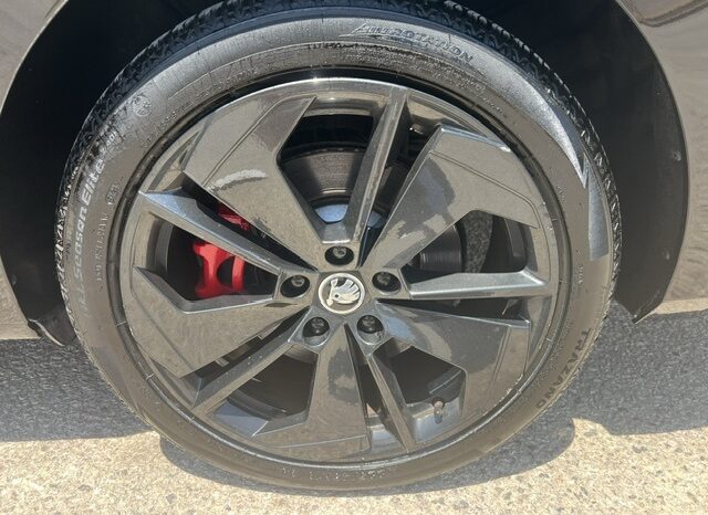SKODA OCTAVIA VRS 245HP full